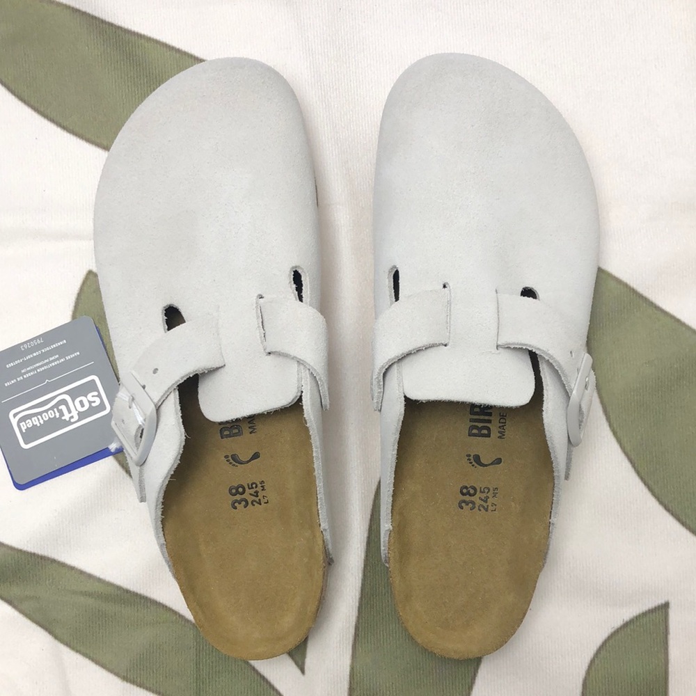 NWT Women's White Suede Birkenstock Boston Shoes - Narrow Fit - Picture 2 of 8